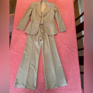 3 Piece Vintage Pant Suit. Circa 1977.